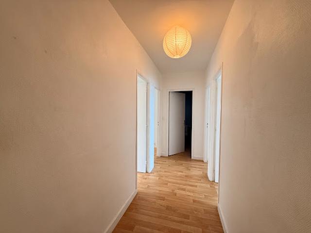 Vente Appartement 4 pièces 68.16 m2 Saint Pol de Léon