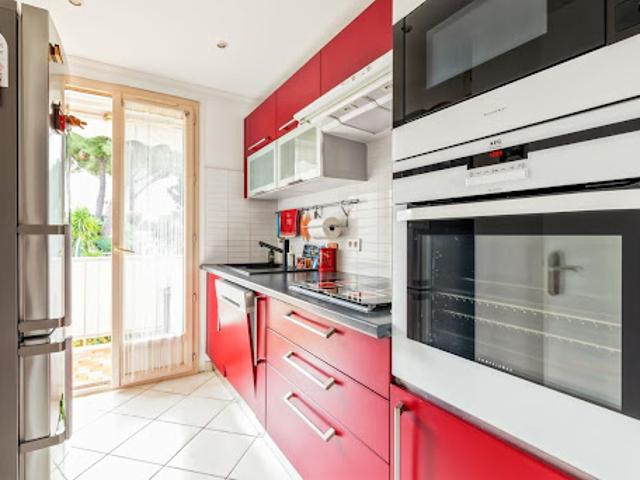 Vente Appartement 4 pièces 68 m2 Saint Laurent du Var