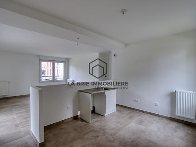 Vente Appartement 4 pièces 69.79 m2 Emerainville