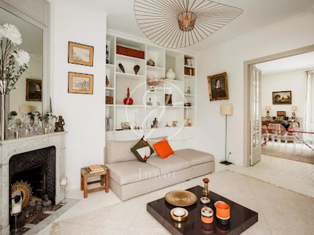 Vente Appartement 4 pièces 69.39 m2 Paris 16ème