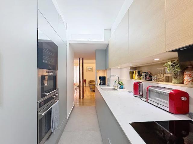 Vente Appartement 4 pièces 73.4 m2 Paris 5ème