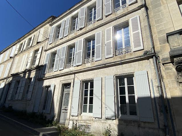 Vente Appartement 4 pièces 73.61 m2 Angouleme