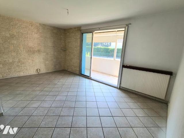 Vente Appartement 4 pièces 76.11 m2 Pierrelatte