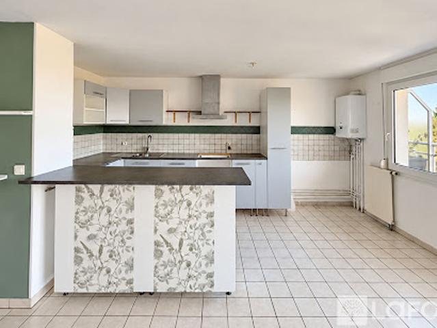 Vente Appartement 4 pièces 73.9 m2 Reims