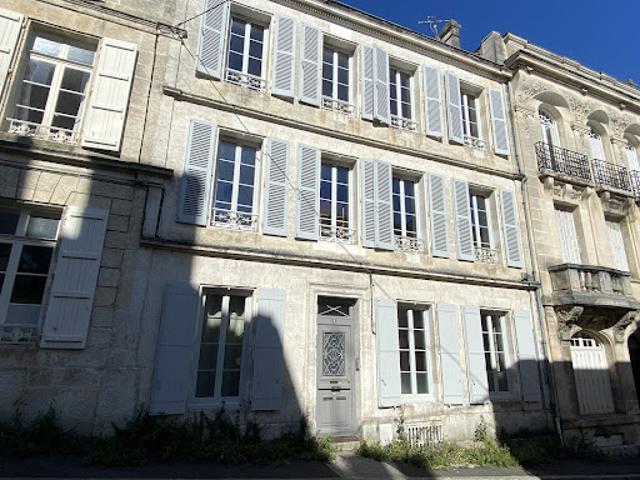 Vente Appartement 4 pièces 73 m2 Angouleme