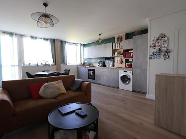 Vente Appartement 4 pièces 70.61 m2 Tours