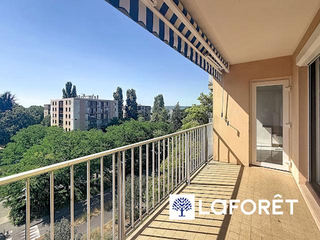Vente Appartement 4 pièces 70.65 m2 Bourgoin Jallieu