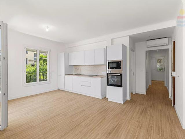 Vente Appartement 4 pièces 70.98 m2 Nice
