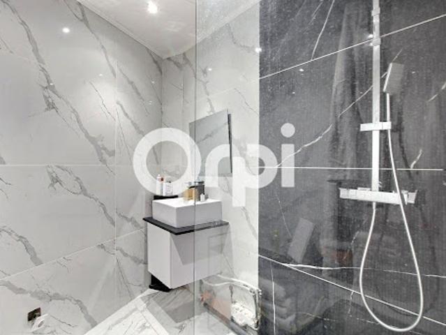 Vente Appartement 4 pièces 70 m2 Marseille 10ème
