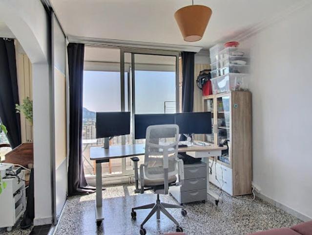 Vente Appartement 4 pièces 70 m2 Marseille 9ème