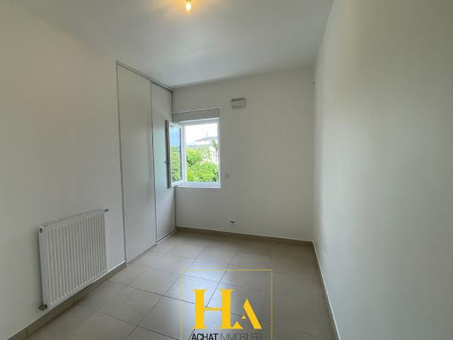 Vente Appartement 4 pièces 71.4 m2 Montelimar