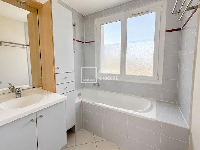 Vente Appartement 4 pièces 71.06 m2 Rennes