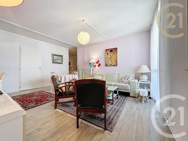 Vente Appartement 4 pièces 71.09 m2 Montelimar