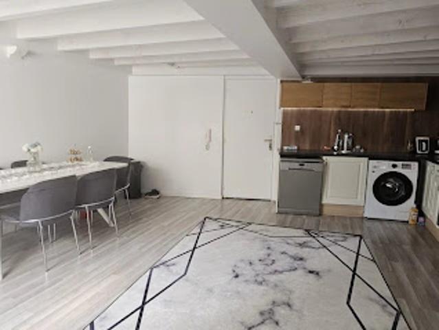 Vente Appartement 4 pièces 71.2 m2 Le Luc