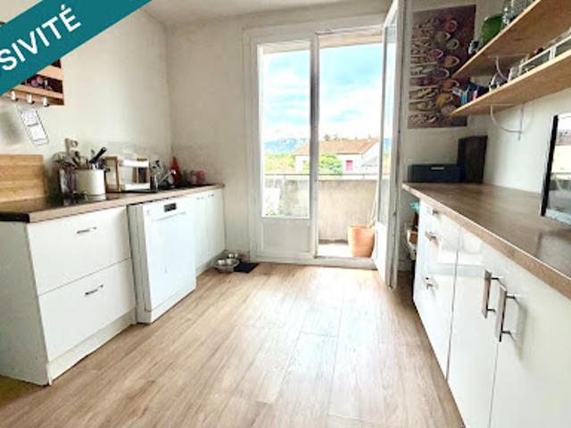 Vente Appartement 4 pièces 71 m2 Bourg les valence