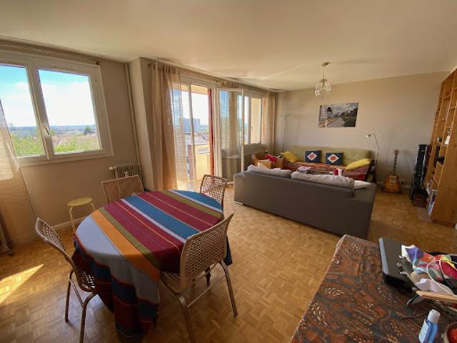 Vente Appartement 4 pièces 72.79 m2 Reims