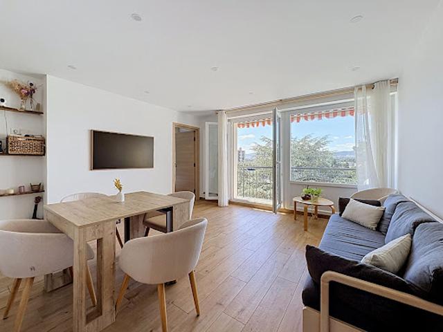Vente Appartement 4 pièces 72 m2 Tassin la Demi Lune