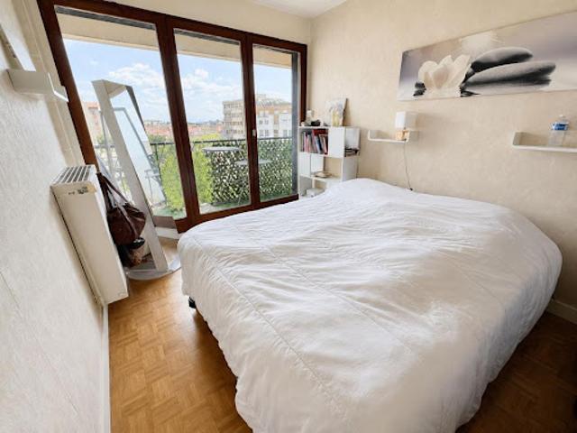 Vente Appartement 4 pièces 72 m2 Romainville