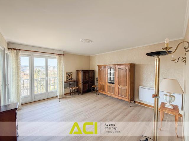 Vente Appartement 4 pièces 77.44 m2 Charnay lès Mâcon