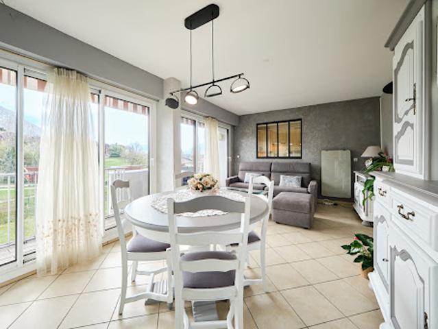 Vente Appartement 4 pièces 77.5 m2 Annecy le Vieux