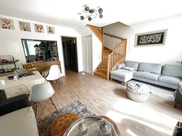 Vente Appartement 4 pièces 77.72 m2 Saint Denis
