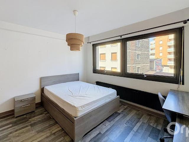 Vente Appartement 4 pièces 77.7 m2 Clermont Ferrand