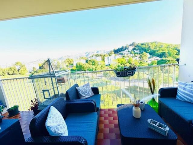 Vente Appartement 4 pièces 77.95 m2 Marseille 12ème