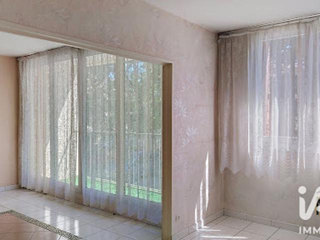 Vente Appartement 4 pièces 77 m2 Buc