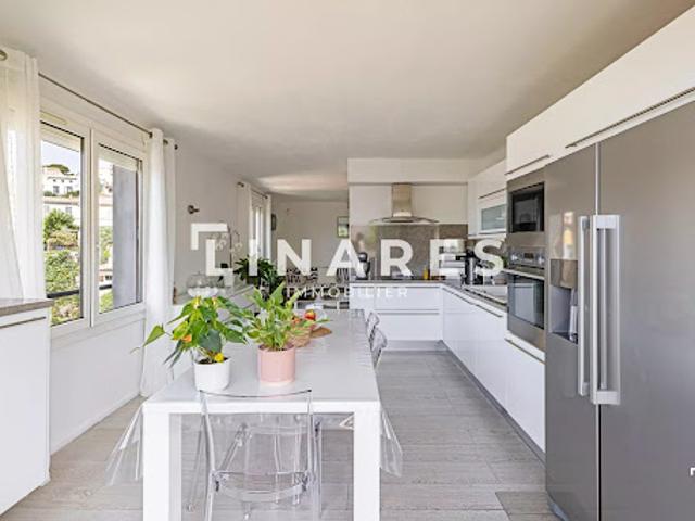 Vente Appartement 4 pièces 77 m2 Marseille 7ème