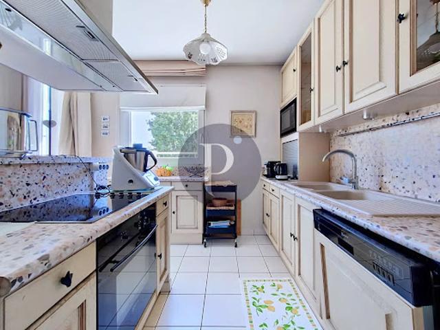 Vente Appartement 4 pièces 74.73 m2 Vitry sur Seine