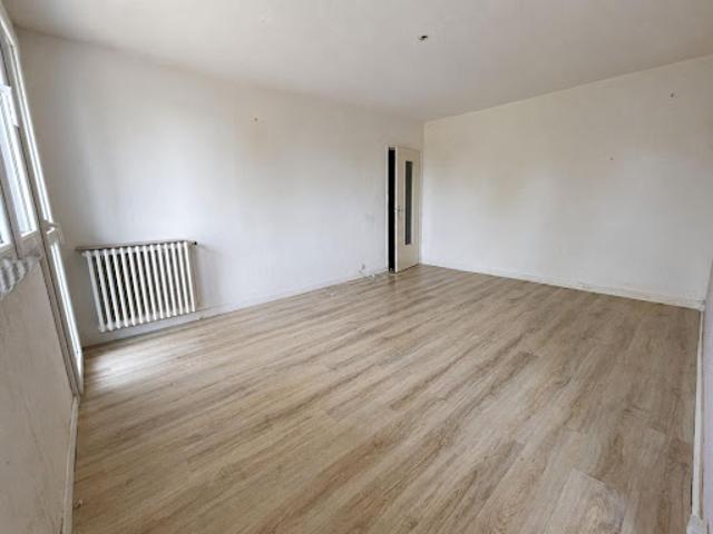 Vente Appartement 4 pièces 74.3 m2 Dax