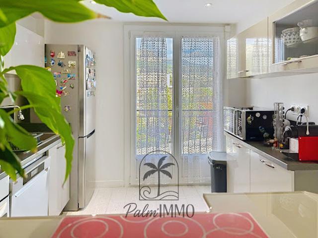 Vente Appartement 4 pièces 74 m2 Toulon