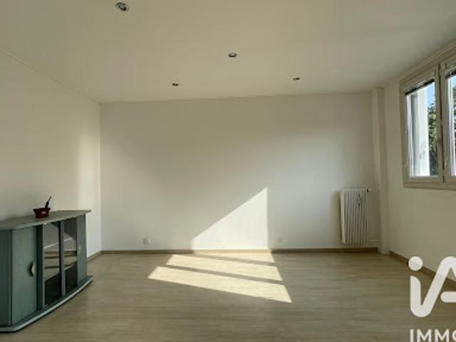 Vente Appartement 4 pièces 74 m2 Egly