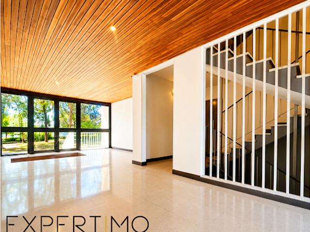 Vente Appartement 4 pièces 75.5 m2 Velizy villacoublay