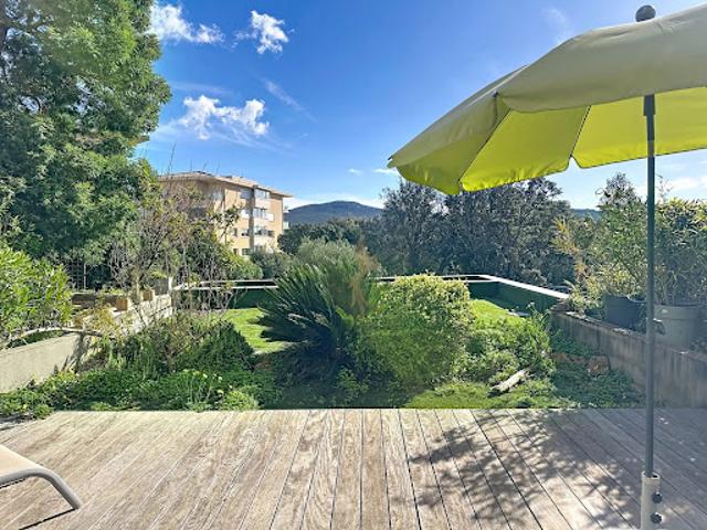 Vente Appartement 4 pièces 75.94 m2 Porto Vecchio