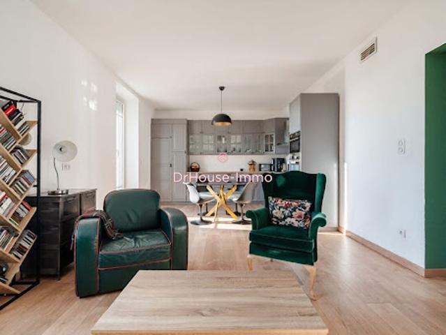 Vente Appartement 4 pièces 75.29 m2 Marseille 12ème