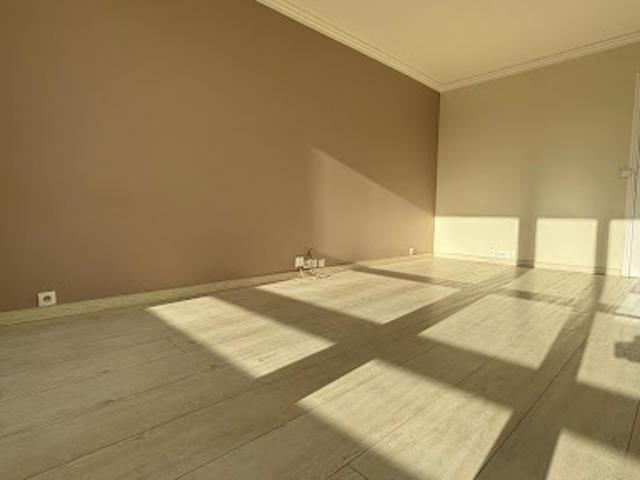 Vente Appartement 4 pièces 75 m2 Évry Courcouronnes