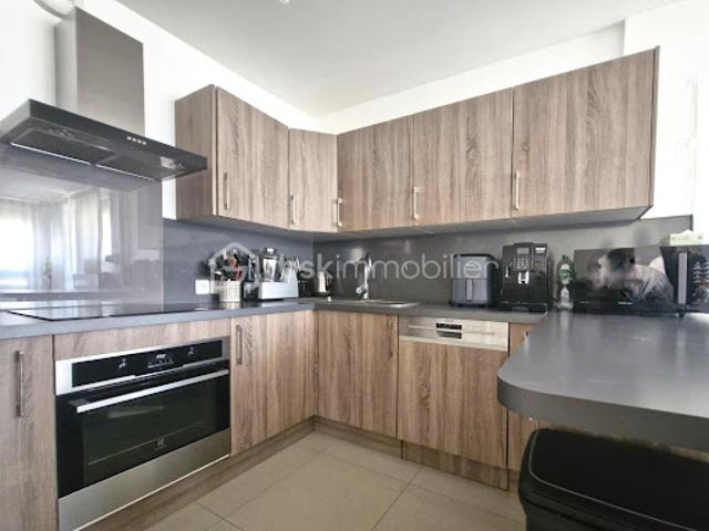 Vente Appartement 4 pièces 76.61 m2 Reims