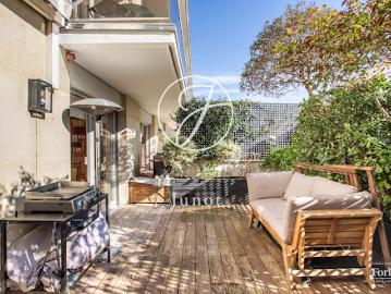 Vente Appartement 4 pièces 76.75 m2 Paris 15ème