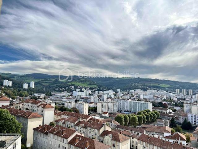 Vente Appartement 4 pièces 76.92 m2 Saint Etienne