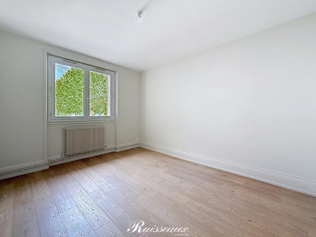 Vente Appartement 4 pièces 76.98 m2 Dijon