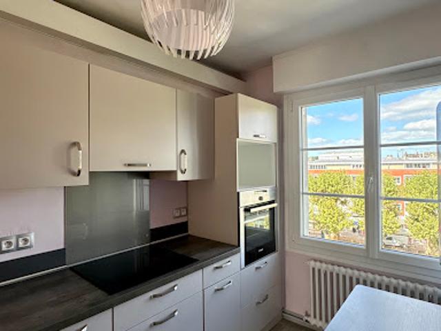 Vente Appartement 4 pièces 76.98 m2 Lisieux