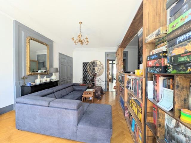 Vente Appartement 4 pièces 76.39 m2 Lyon 2ème