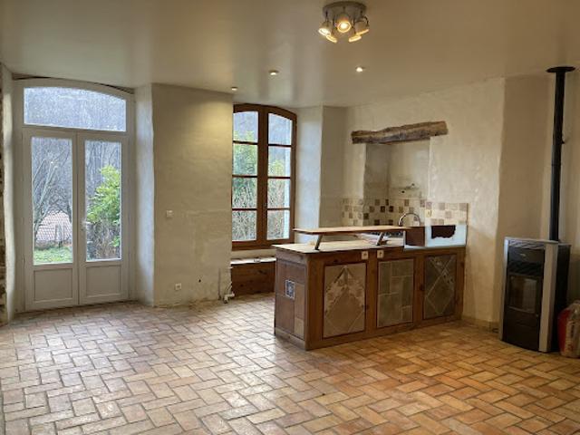 Vente Appartement 4 pièces 76 m2 Entrages
