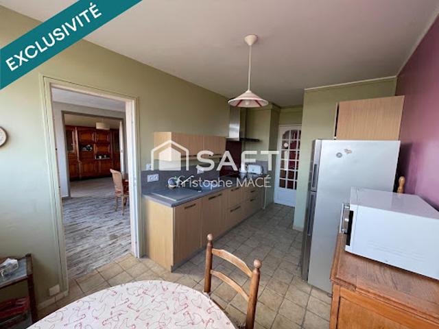 Vente Appartement 4 pièces 76 m2 Laval