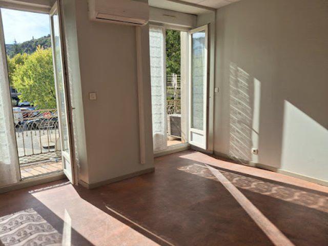 Vente Appartement 4 pièces 76 m2 Les Vans