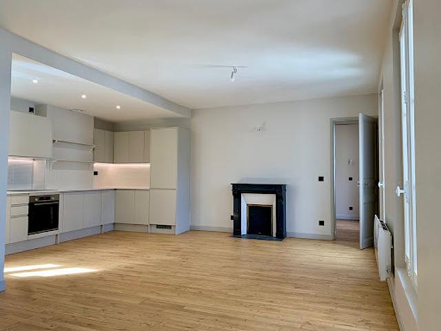 Vente Appartement 4 pièces 76 m2 Paris 7ème