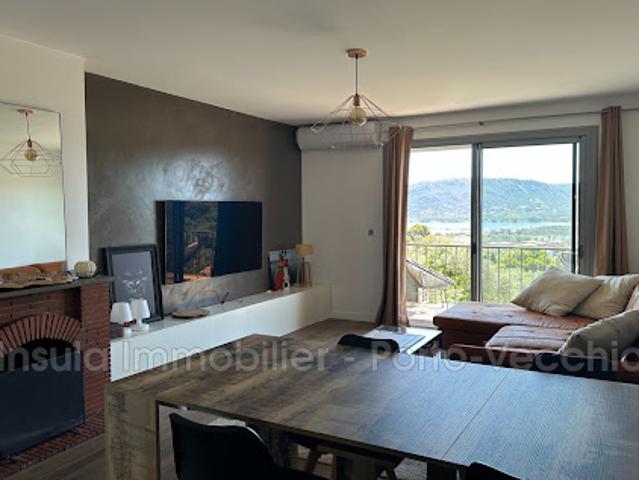 Vente Appartement 4 pièces 76 m2 Porto Vecchio