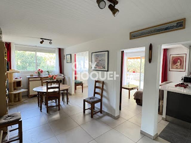 Vente Appartement 4 pièces 78.6 m2 Marseille 10ème