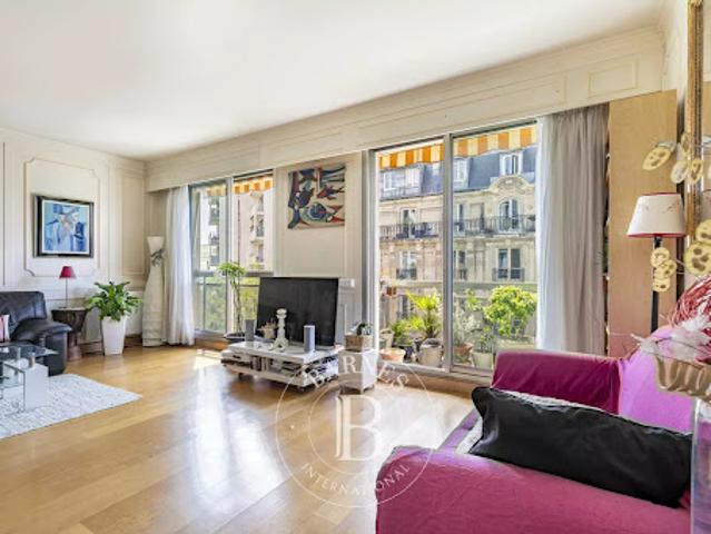 Vente Appartement 4 pièces 78.06 m2 Paris 15ème